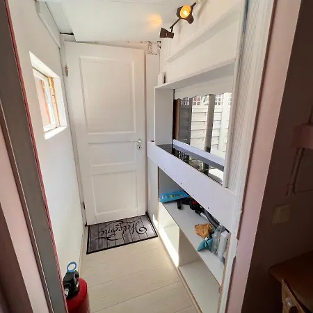 Camping Mobilhome Romantique Avec Parking Privé