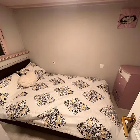 Camping Mobilhome Romantique Avec Parking Privé Saxon